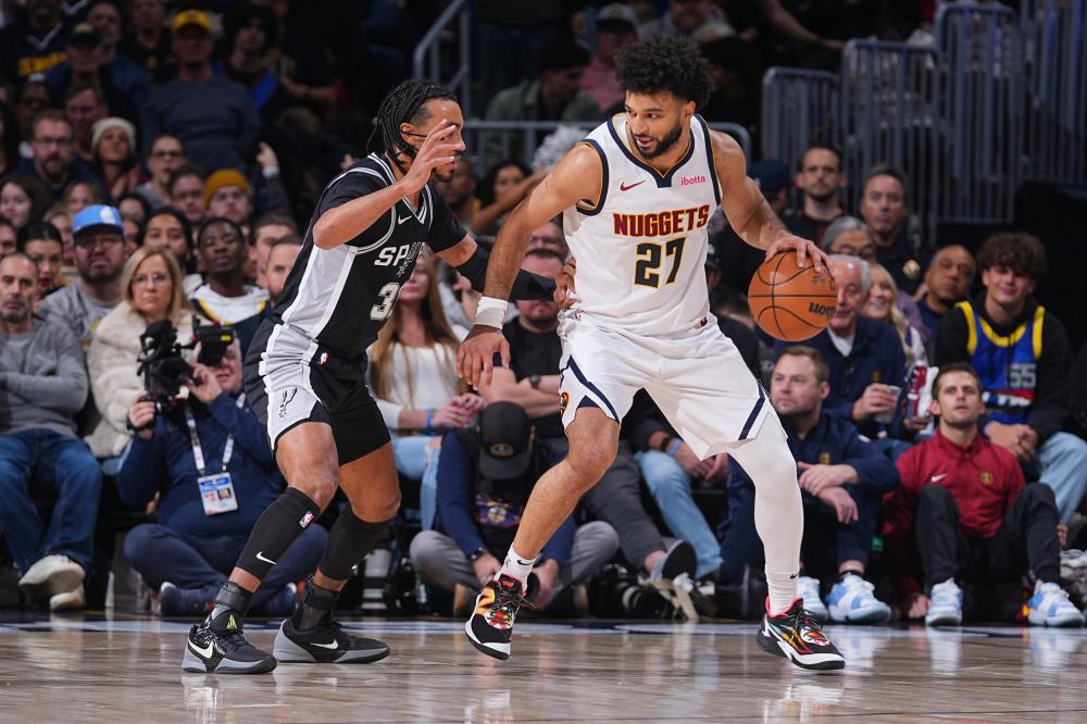 他的帅气形 他的帅气形