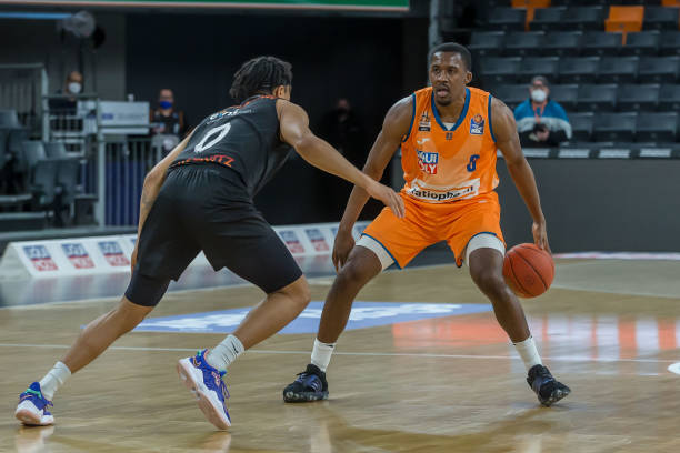 逆转保持了 逆转保持了